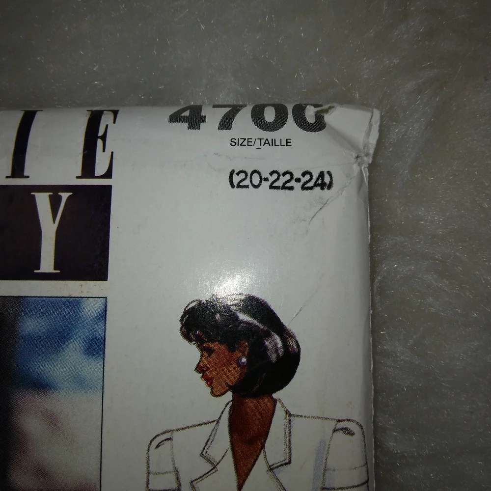 BUTTERICK 4700 SZ 20-22-24 Double breasted Jacket or dress with fantastic sleeve